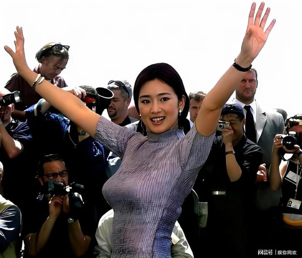 恒信策略 巩俐年轻时，堪称风华绝代